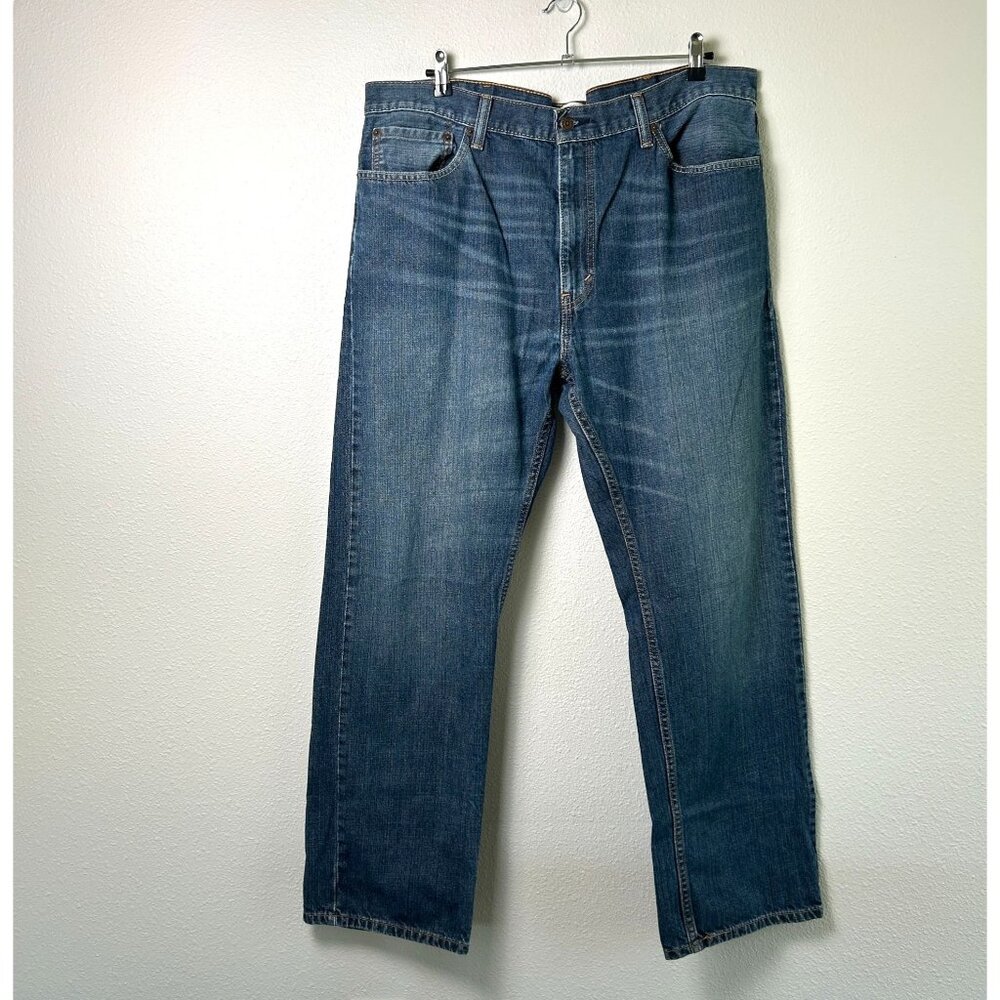 Levis 505 Regular Straight Fit Jeans Size 40 x 32 Blue Medium Wash Denim